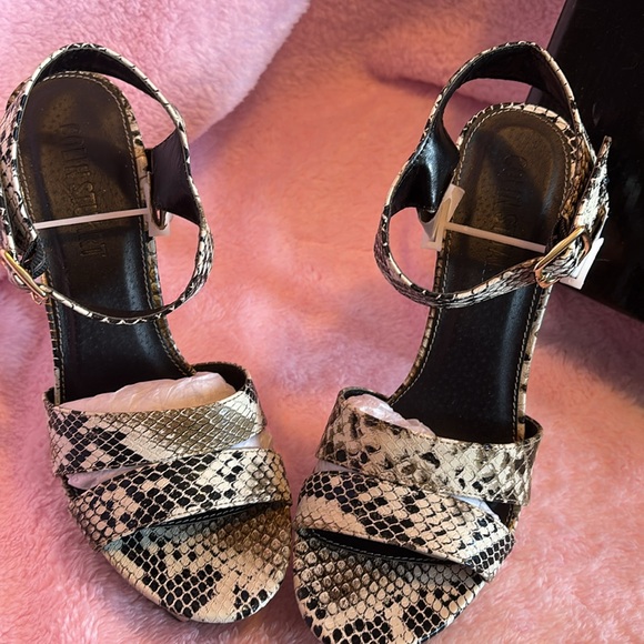 Colin Stuart ladies heels - Picture 3 of 14